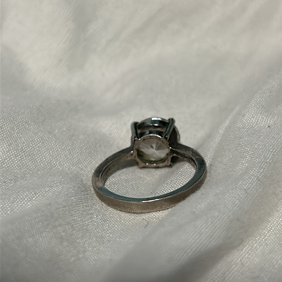 Stunning Costume Diamond Ring - Size 7 - Picture 3 of 3